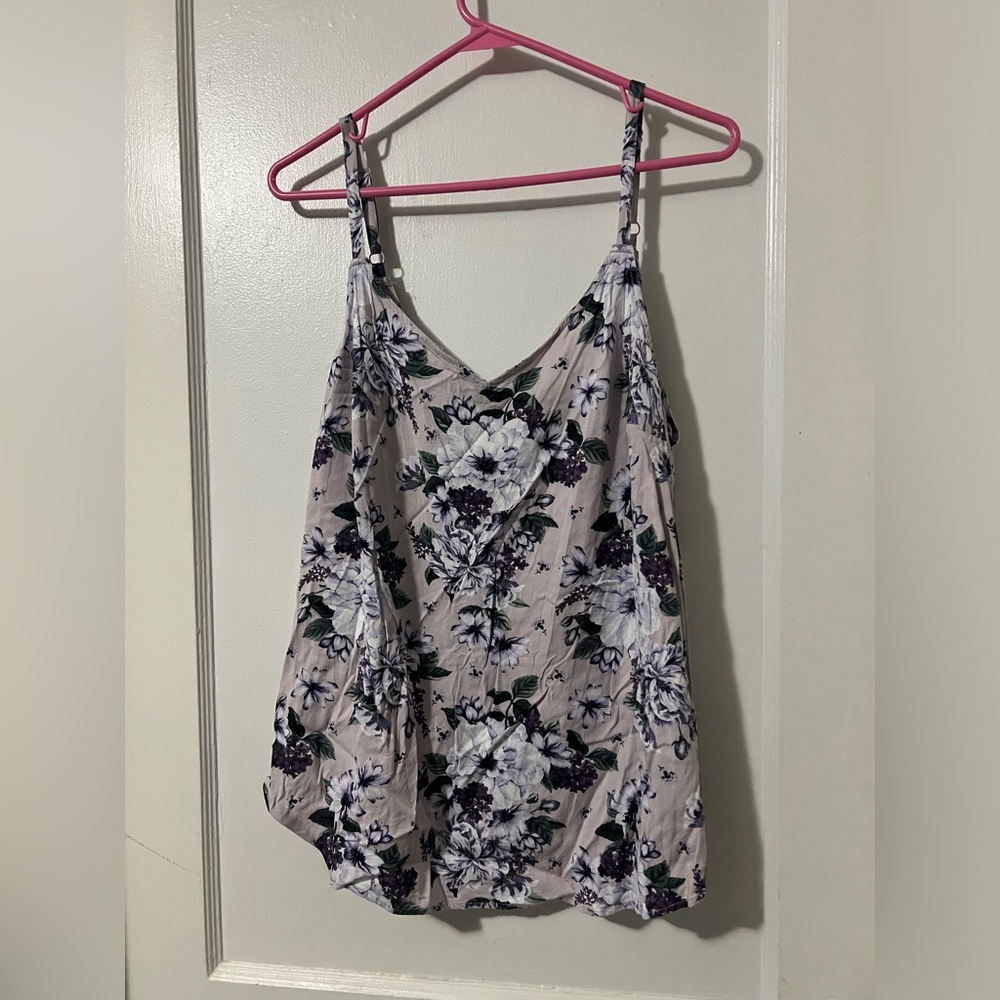 ⚡️5/$25⚡️Torrid Floral Cami Tank- pale purple